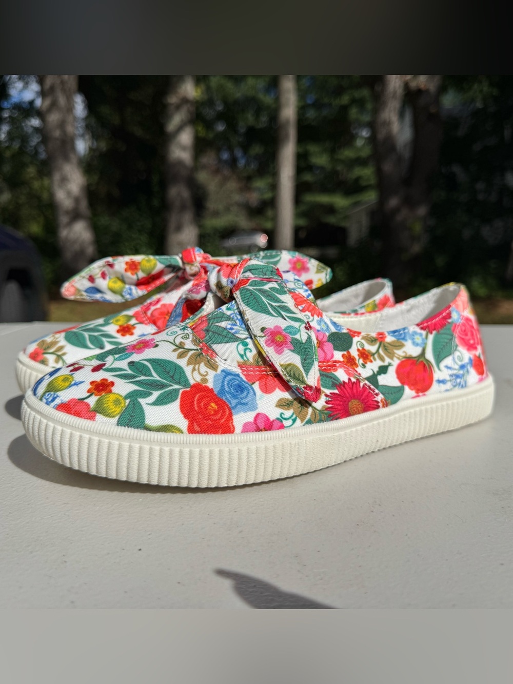 comfortview White Multicolor Floral Canvas Slip-On Sneakers with Bow